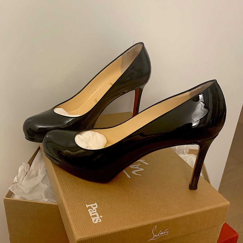 Christian Louboutin very simple lump 85mm in black